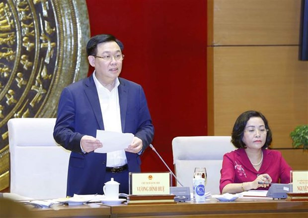 Vuong Dinh Huê travaille avec la commission chargée des députés de l’Assemblée nationale ảnh 1 Vuong Dinh Huê travaille avec la commission chargée des députés de l’Assemblée nationale ảnh 1