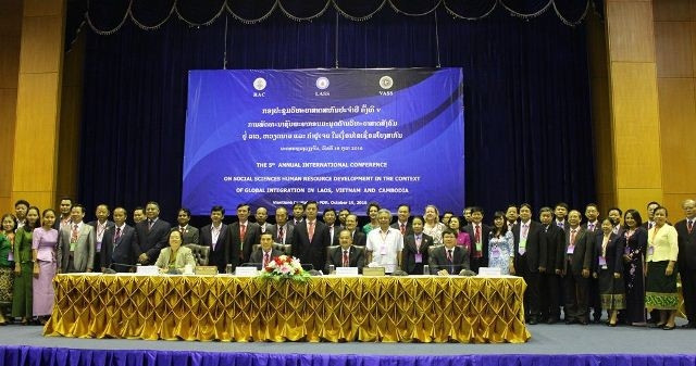 Colloque international sur les sciences sociales Vietnam-Laos-Cambodge ảnh 1 Colloque international sur les sciences sociales Vietnam-Laos-Cambodge ảnh 1