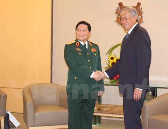 Vietnam-Singapour : Renforcement de la coopération dans la défense ảnh 2 Vietnam-Singapour : Renforcement de la coopération dans la défense ảnh 2
