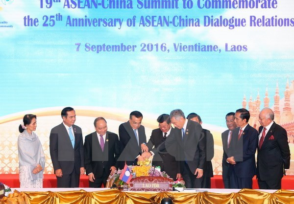 Les dirigeants de l'ASEAN toujours préoccupés par la situation en Mer Orientale ảnh 1 Les dirigeants de l'ASEAN toujours préoccupés par la situation en Mer Orientale ảnh 1