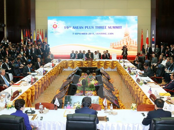 Le PM aux Sommets entre l'ASEAN et ses partenaires ảnh 1 Le PM aux Sommets entre l'ASEAN et ses partenaires ảnh 1