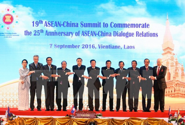 Le PM au 29e Sommet de l’ASEAN et événements connexes ảnh 1 Le PM au 29e Sommet de l’ASEAN et événements connexes ảnh 1