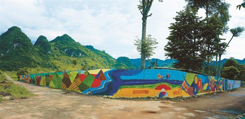 Un village aux fresques murales à Hoà Binh ảnh 1 Un village aux fresques murales à Hoà Binh ảnh 1