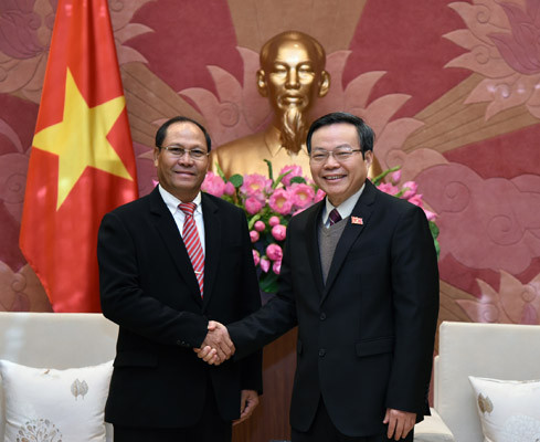 Promouvoir la coopération entre les organes législatifs Vietnam-Laos ảnh 1 Promouvoir la coopération entre les organes législatifs Vietnam-Laos ảnh 1