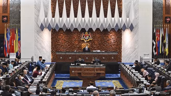 Le Premier ministre malaisien annonce la dissolution du Parlement ảnh 1