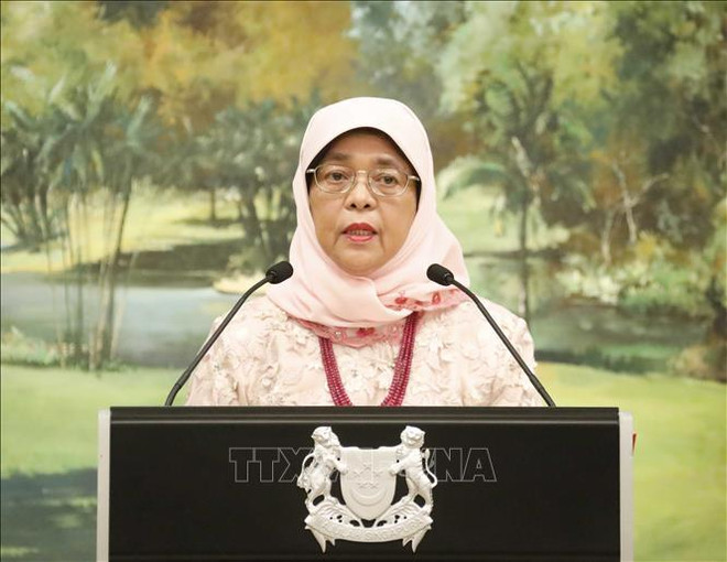 La présidente singapourienne Halimah Yacob attendue au Vietnam ảnh 1