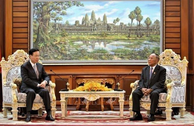 Renforcement des relations Vietnam-Cambodge ảnh 1