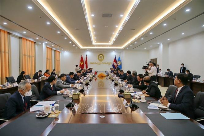 Visite d'une délégation du Parti vietnamien au Cambodge ảnh 2 Visite d'une délégation du Parti vietnamien au Cambodge ảnh 2