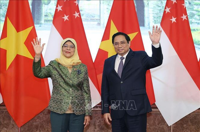 Le PM Pham Minh Chinh reçoit la présidente singapourienne Halimah Yacob ảnh 2 Le PM Pham Minh Chinh reçoit la présidente singapourienne Halimah Yacob ảnh 2