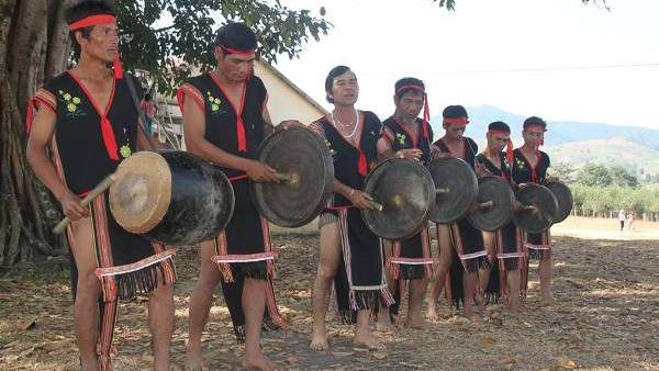 Les activités culturelles et festives battent leur plein ảnh 3 Les activités culturelles et festives battent leur plein ảnh 3