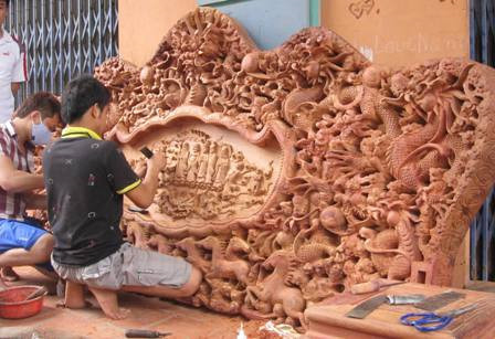 Quand artisanat de meubles d’art rime avec startup au village de Dông Ky ảnh 2 Quand artisanat de meubles d’art rime avec startup au village de Dông Ky ảnh 2