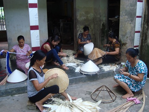 À Chuông, le village qui préserve la quintessence du nón ảnh 2 À Chuông, le village qui préserve la quintessence du nón ảnh 2
