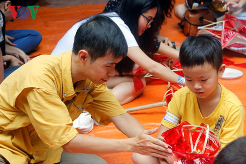 Remettre les jouets traditionnels à l’honneur ảnh 1 Remettre les jouets traditionnels à l’honneur ảnh 1