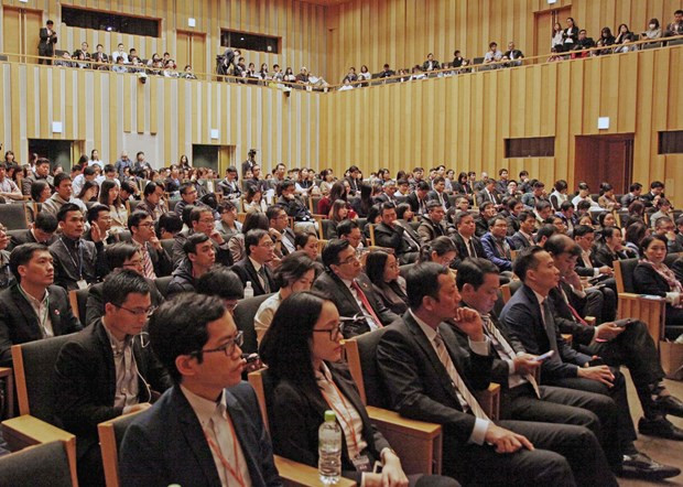 Des intellectuels vietnamiens au Japon discutent de la politique «Make in Vietnam» ảnh 1 Des intellectuels vietnamiens au Japon discutent de la politique «Make in Vietnam» ảnh 1