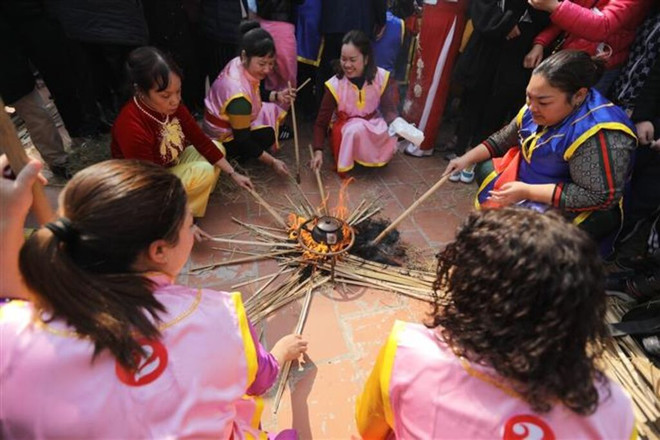 Concours de cuisson du riz dans la commune de Thi Câm ảnh 1
