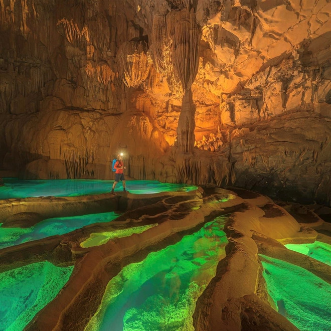 La beauté surréaliste du nouveau système de grottes à Quang Binh ảnh 1 La beauté surréaliste du nouveau système de grottes à Quang Binh ảnh 1