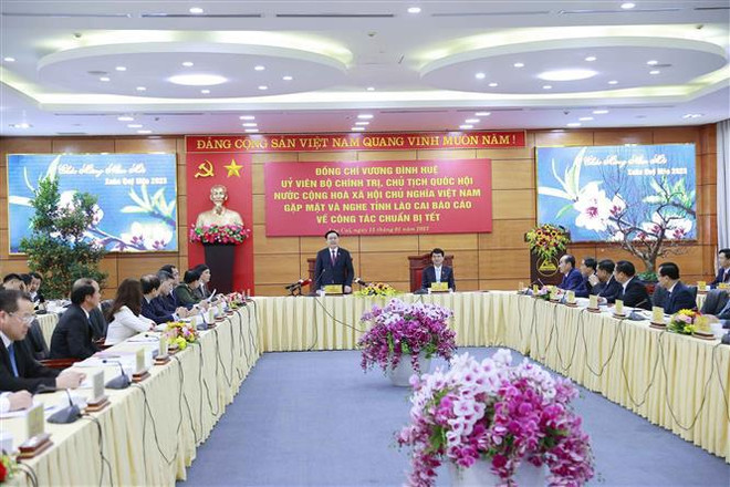Têt 2023 : le président de l'AN en visite dans la province de Lao Cai ảnh 1 Têt 2023 : le président de l'AN en visite dans la province de Lao Cai ảnh 1