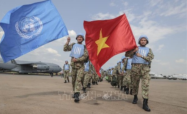 La diplomatie multilatérale contribuera à faire du Vietnam un pays industrialisé moderne d'ici 2045 ảnh 3 La diplomatie multilatérale contribuera à faire du Vietnam un pays industrialisé moderne d'ici 2045 ảnh 3