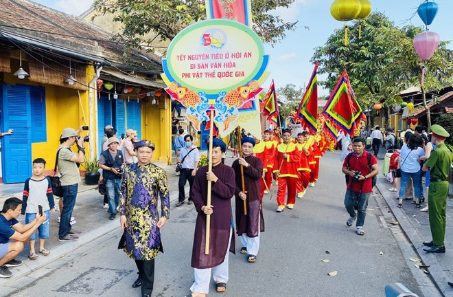 Le Nguyên tiêu de Hôi An reconnu comme Patrimoine culturel immatériel national ảnh 1 Le Nguyên tiêu de Hôi An reconnu comme Patrimoine culturel immatériel national ảnh 1
