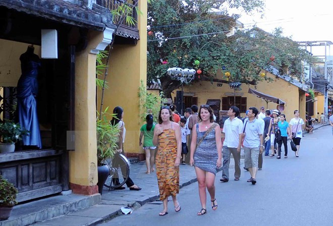 Quang Nam : hausse du nombre de touristes au Nouvel An 2016 ảnh 1 Quang Nam : hausse du nombre de touristes au Nouvel An 2016 ảnh 1