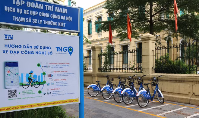Hanoï lance un service de location de vélos publics dans le centre-ville depuis août ảnh 1
