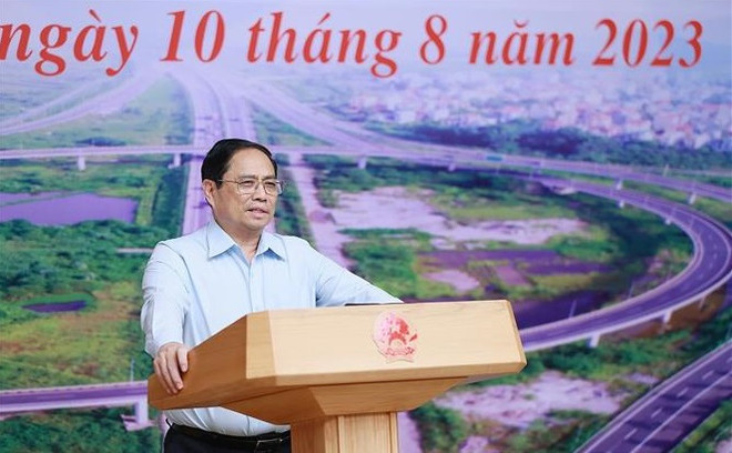 Le PM préside une réunion concernant les projets importants dans le secteur des transports ảnh 1 Le PM préside une réunion concernant les projets importants dans le secteur des transports ảnh 1