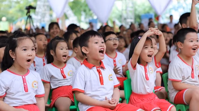 Conférence sur le développement des enfants ảnh 1