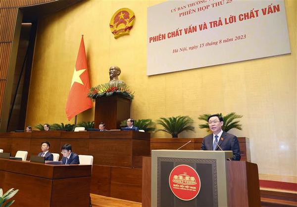 Deux ministres interrogés lors de la 25e réunion du Comité permanent de l’AN ảnh 1 Deux ministres interrogés lors de la 25e réunion du Comité permanent de l’AN ảnh 1