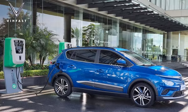 L'ère des véhicules électriques crée de nouvelles opportunités commerciales ảnh 1