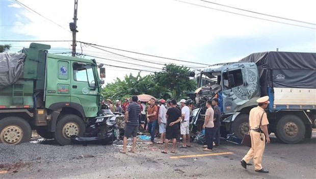 Accident de la route : condoléances pour la mort de 3 membres du club de football d'Hoang Anh Gia Lai ảnh 1 Accident de la route : condoléances pour la mort de 3 membres du club de football d'Hoang Anh Gia Lai ảnh 1