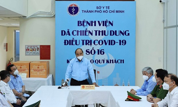 COVID-19 : le président Nguyen Xuan Phuc se rend à Ho Chi Minh-Ville ảnh 4