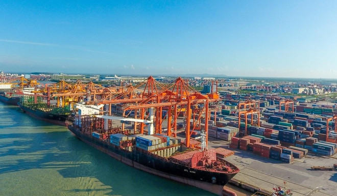 Plus de 425 millions de tonnes de marchandises passent par les ports maritimes ảnh 1 Plus de 425 millions de tonnes de marchandises passent par les ports maritimes ảnh 1