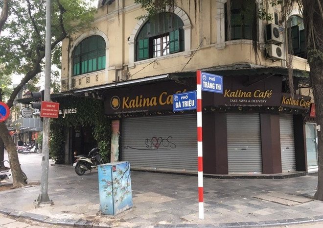 Coronavirus : Hanoi ferme les restaurants et les cafés sur les trottoirs ảnh 6 Coronavirus : Hanoi ferme les restaurants et les cafés sur les trottoirs ảnh 6