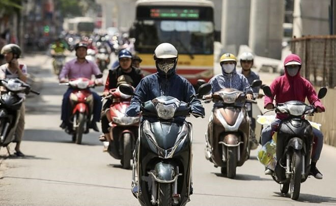 La canicule continue à sévir sur le Nord du Vietnam ảnh 1 La canicule continue à sévir sur le Nord du Vietnam ảnh 1