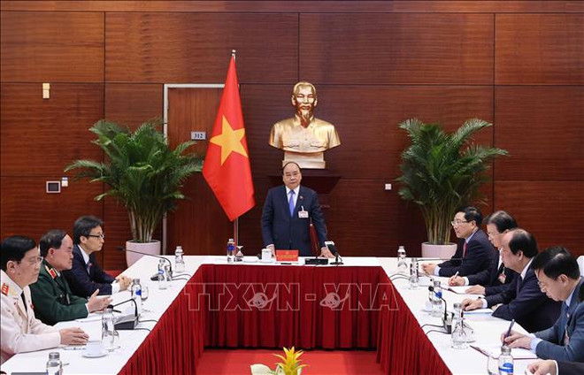 Le PM Nguyen Xuan Phuc: déployer des mesures fortes pour lutter contre l'épidémie de COVID-19 ảnh 1 Le PM Nguyen Xuan Phuc: déployer des mesures fortes pour lutter contre l'épidémie de COVID-19 ảnh 1