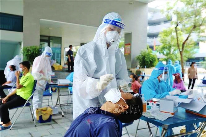 COVID-19 : Hanoï enregistre 35 nouveaux cas selon le bilan actualisé à midi ảnh 1