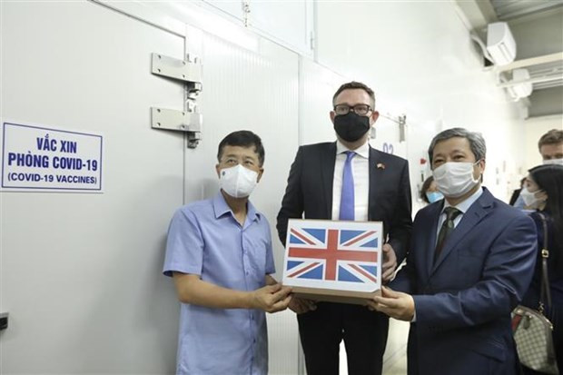 Le gouvernement britannique offre 415.000 doses d’AstraZeneca au Vietnam ảnh 2 Le gouvernement britannique offre 415.000 doses d’AstraZeneca au Vietnam ảnh 2