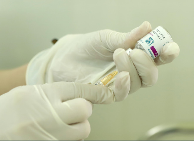 Le Vietnam met tout en œuvre pour importer les vaccins anti-COVID-19 ảnh 1 Le Vietnam met tout en œuvre pour importer les vaccins anti-COVID-19 ảnh 1