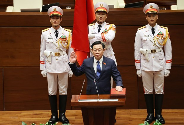Le président de l’organe législatif chinois félicite le président de l’AN Vuong Dinh Hue ảnh 1 Le président de l’organe législatif chinois félicite le président de l’AN Vuong Dinh Hue ảnh 1