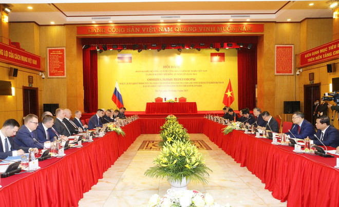 Coopération Vietnam-Russie pour assurer la sécurité humaine au milieu du COVID-19 ảnh 2 Coopération Vietnam-Russie pour assurer la sécurité humaine au milieu du COVID-19 ảnh 2