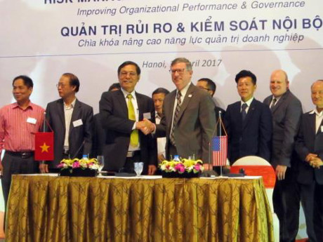 Comptabilité : Vietnam et Etats-Unis signent un accord de coopération ảnh 1 Comptabilité : Vietnam et Etats-Unis signent un accord de coopération ảnh 1