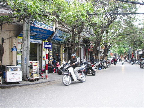 Hàng Buôm, la rue des confiseurs ảnh 1