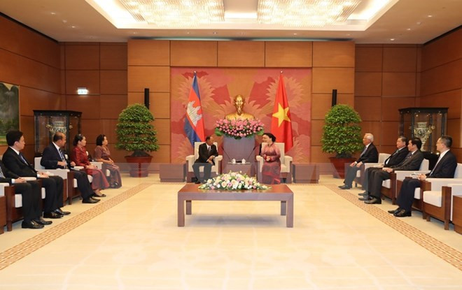 Le président de l’AN cambodgienne termine sa visite officielle d’amitié au Vietnam ảnh 1 Le président de l’AN cambodgienne termine sa visite officielle d’amitié au Vietnam ảnh 1