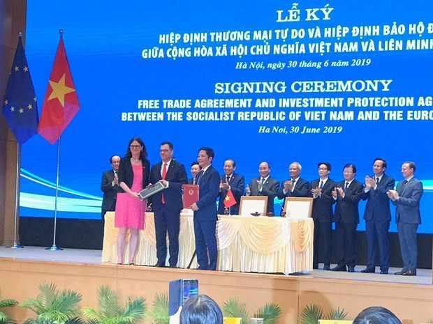 Le Vietnam et l'UE ratifieront tôt l'EVFTA et de l’EVIPA ảnh 1 Le Vietnam et l'UE ratifieront tôt l'EVFTA et de l’EVIPA ảnh 1
