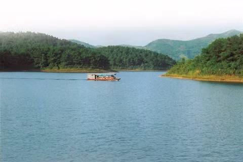 Le lac Câm Son, un tableau pittoresque ảnh 1