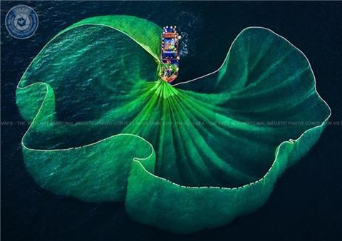 Le Vietnam remporte 26 prix au 10e concours international de photos d’art ảnh 1 Le Vietnam remporte 26 prix au 10e concours international de photos d’art ảnh 1