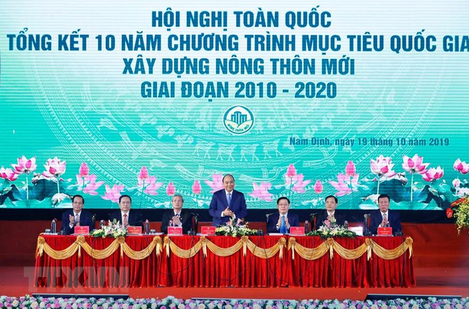 Réunion bilan des dix ans de l’édification de la Nouvelle ruralité ảnh 1 Réunion bilan des dix ans de l’édification de la Nouvelle ruralité ảnh 1
