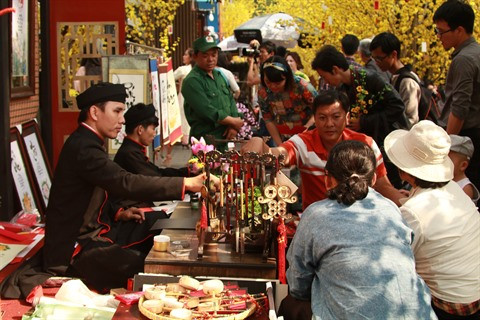 Festival "Têt Viêt" à Hô Chi Minh-Ville ảnh 1