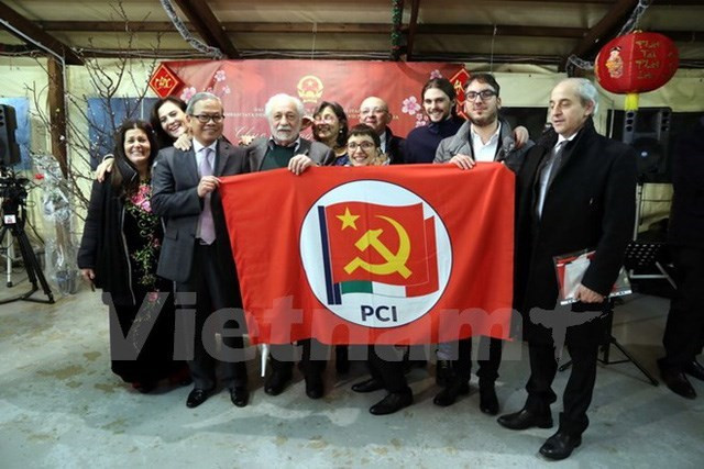 Le Vietnam assiste au premier congrès du Parti communiste italien ảnh 1 Le Vietnam assiste au premier congrès du Parti communiste italien ảnh 1