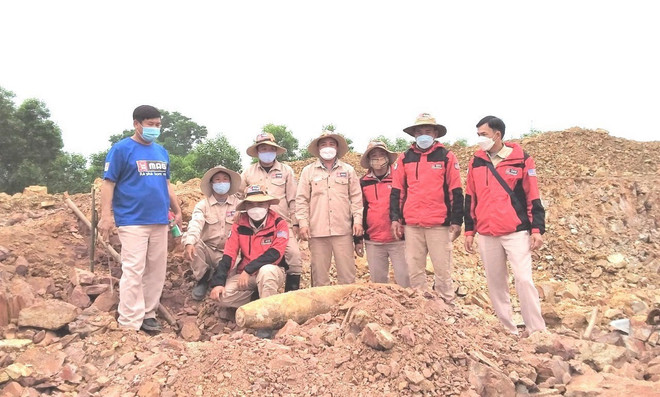 Quang Binh: neutralisation réussie d'une bombe de près de 230 kg ảnh 1 Quang Binh: neutralisation réussie d'une bombe de près de 230 kg ảnh 1